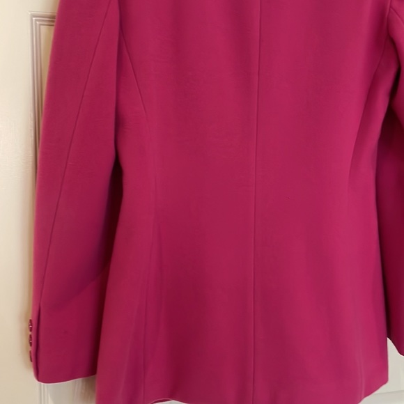 Gorgeous deep pink D’Oraz designer women’s blazer/jacket. Size 6. - Picture 4 of 7